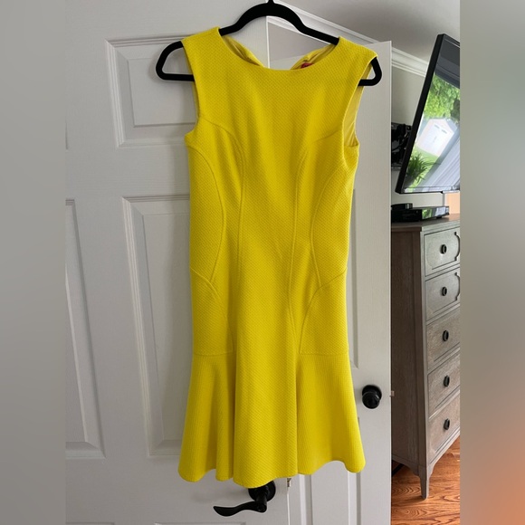 Betsey Johnson yellow dress - Picture 2 of 3